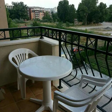 Apartment Kvartira Cascadas 9 *